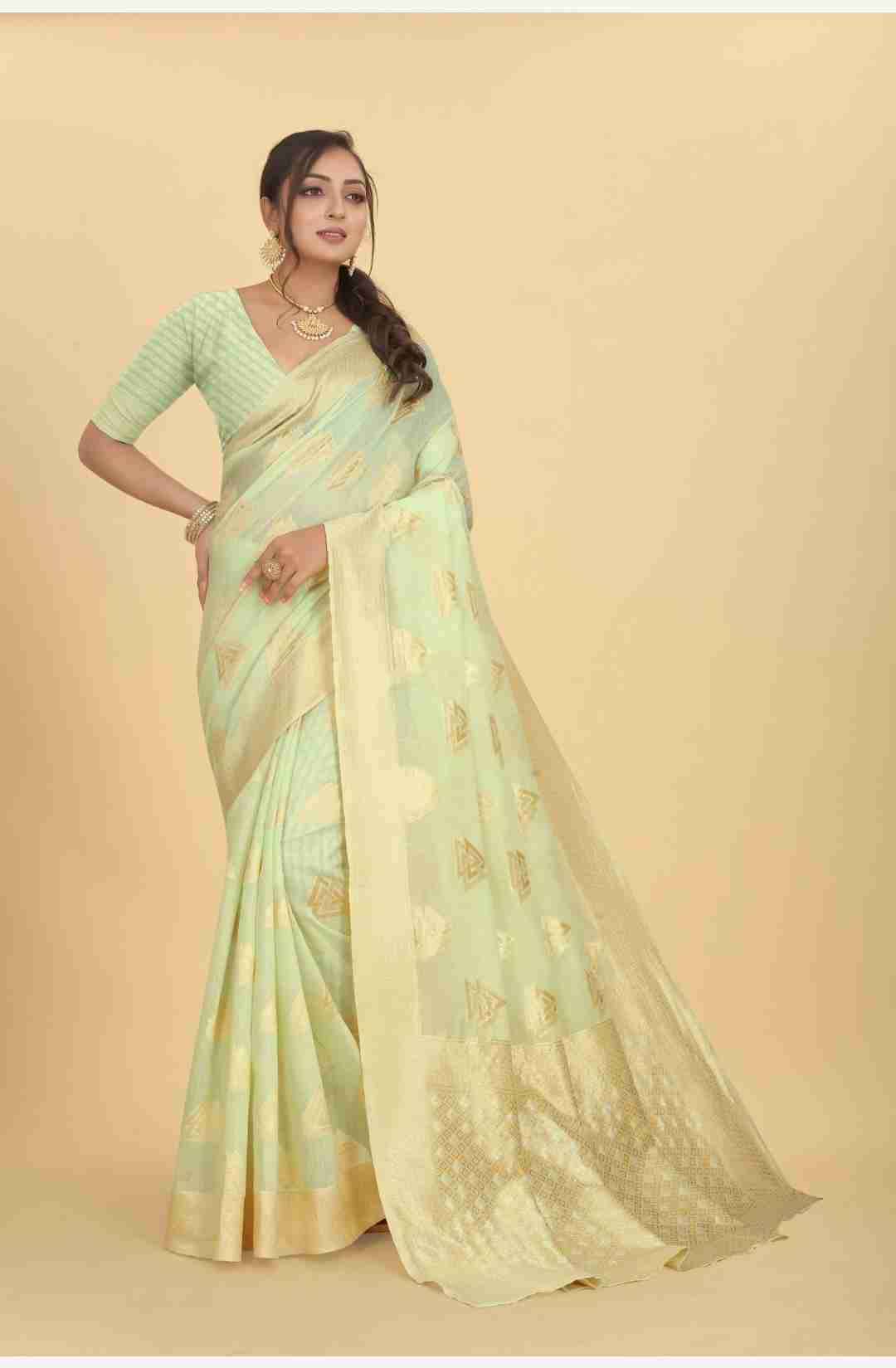 Beautiful Pure silk Saree piramid