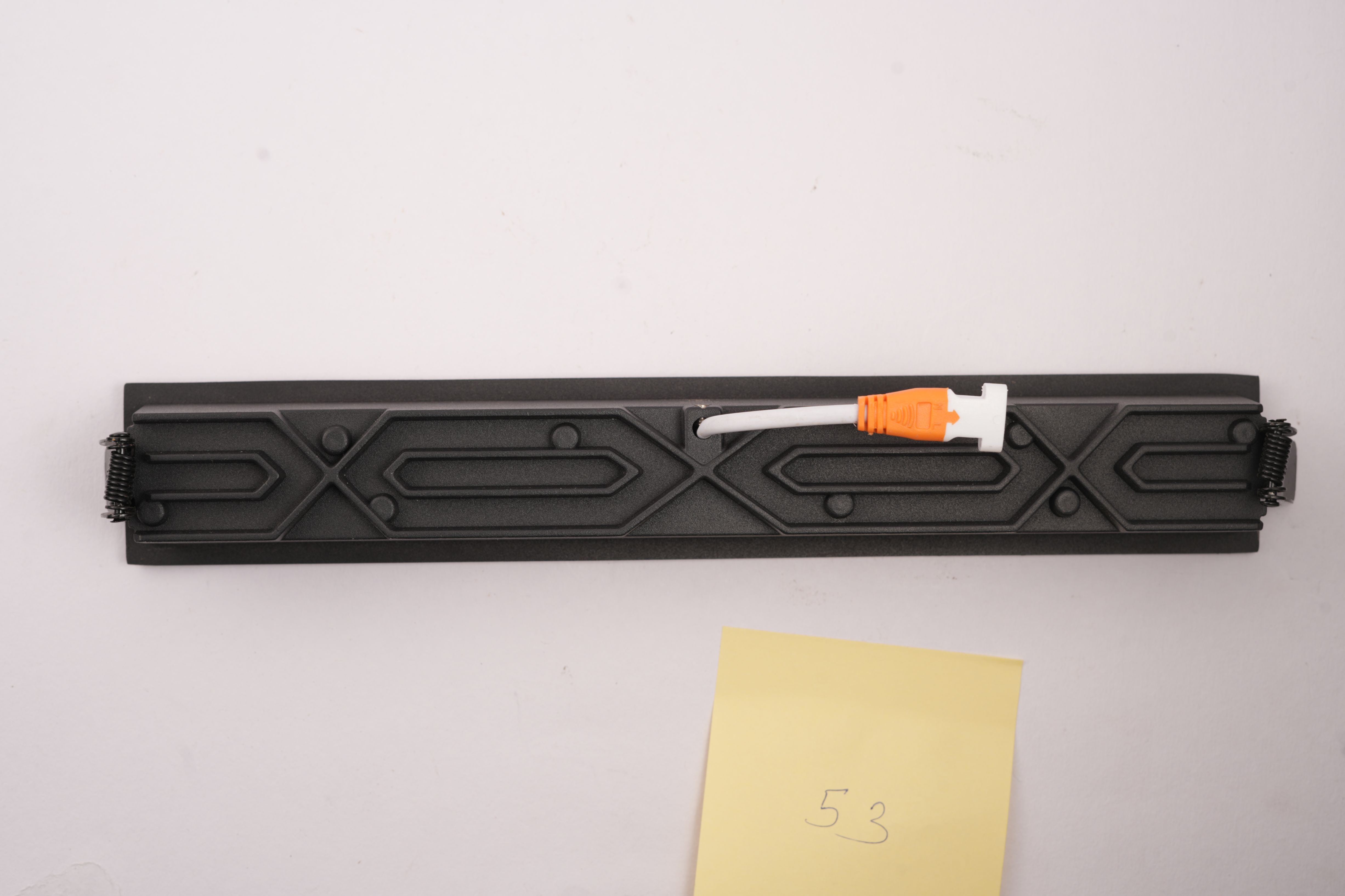 18 watt delta cob fix type  black and white body available also 6500 k 3000 k and 4000k colour available 