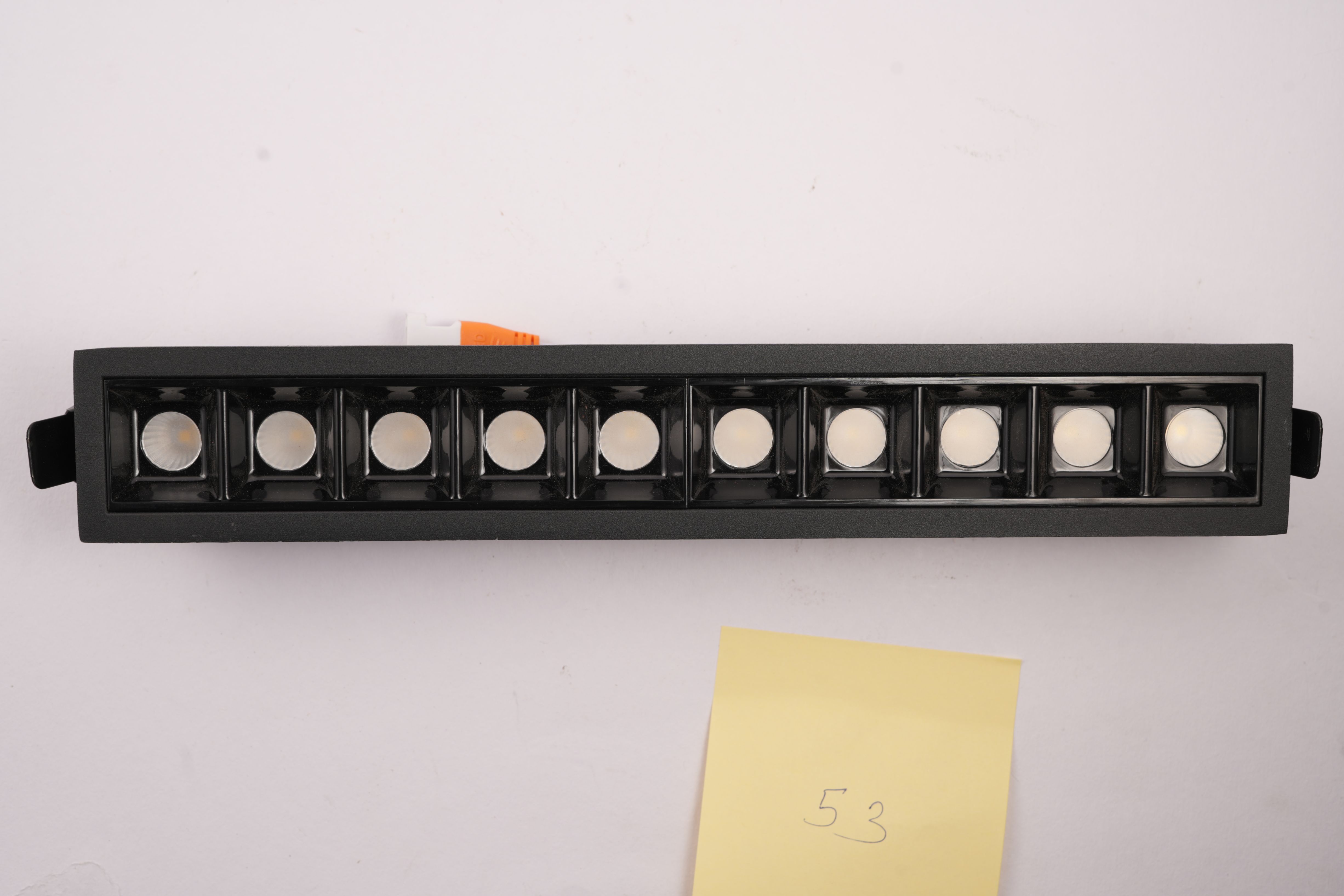 18 watt delta cob fix type  black and white body available also 6500 k 3000 k and 4000k colour available 