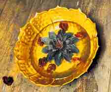 Hurera Ceraft Round Lotus Shape Metal Urli for Floating Candle Flower , Diwali Decoration Thali - Gold Color 12 Inch